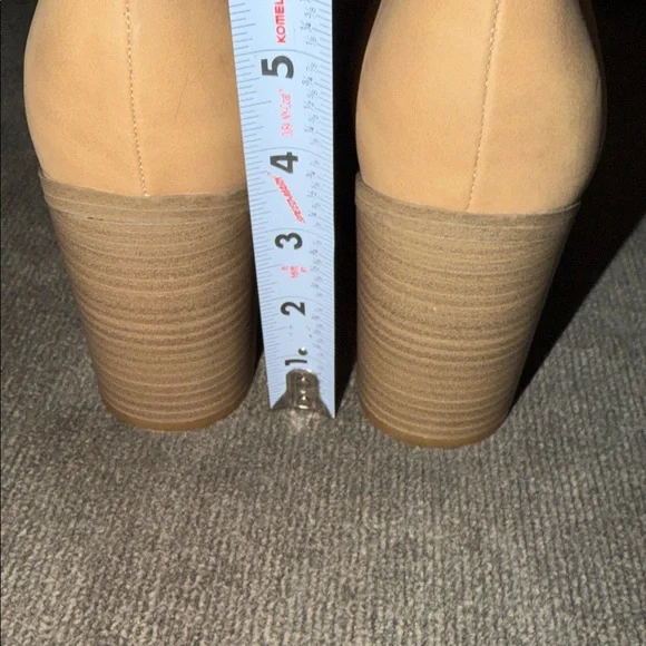 Universal Thread Tan Block Heel Ankle Boots - Women - Picture 2 of 5